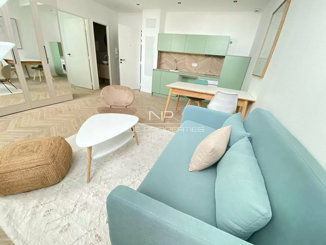 Property photo in Carre d'Argent