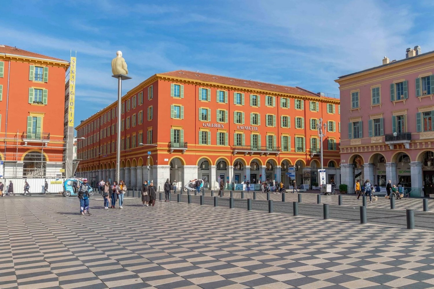 Property photo in Carre d'Argent