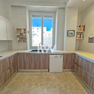 Property in Carre d'Argent