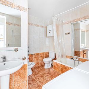 Property in Carre d'Argent