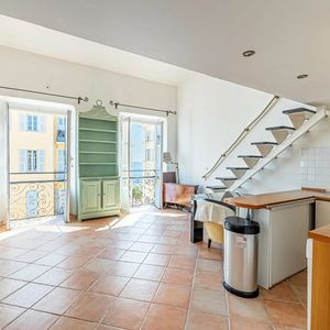 Property in Carre d'Argent