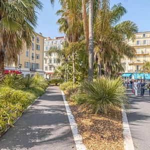 Property in Carre d'Argent