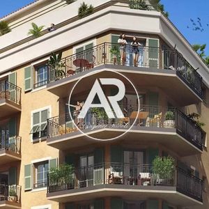 Property in Carre d'Argent