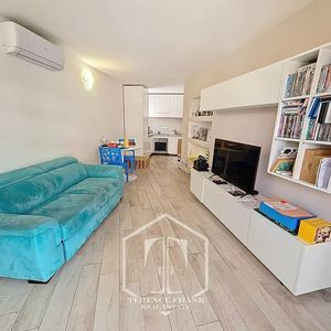 Property in Carre d'Argent