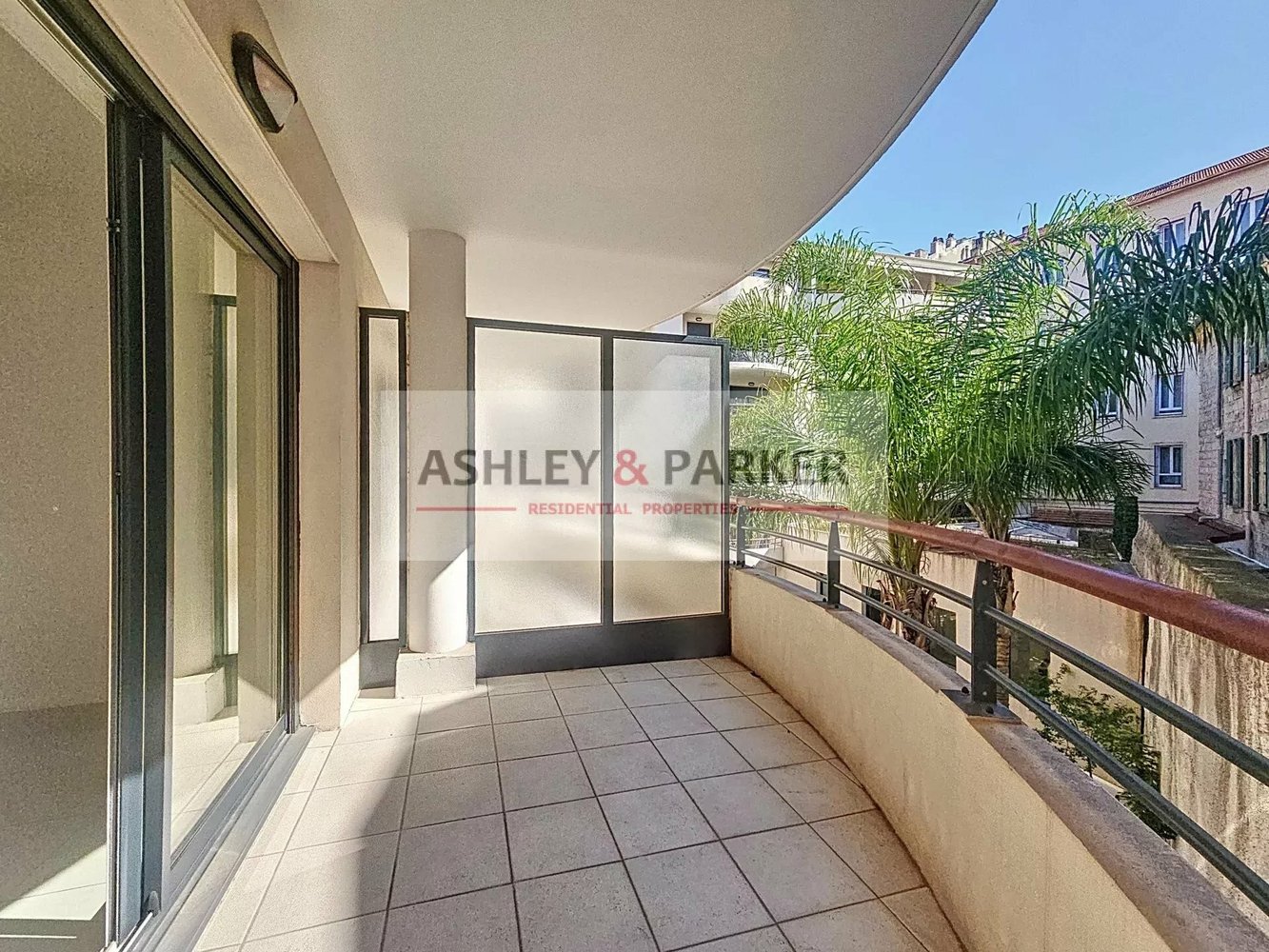 Property photo in Carre d'Argent