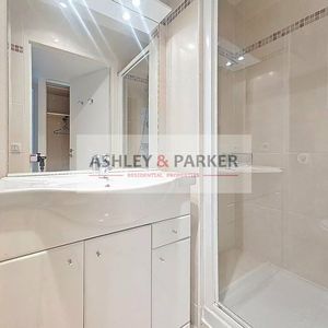 Property in Carre d'Argent