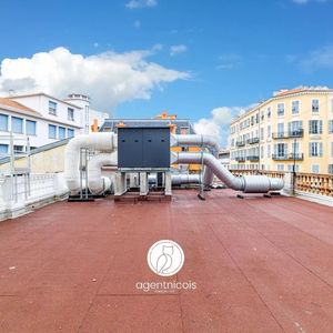 Property in Carre d'Argent