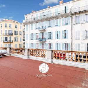 Property in Carre d'Argent