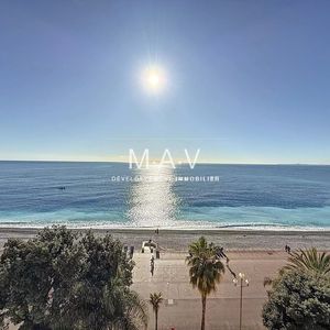 Property in Carre d'Argent