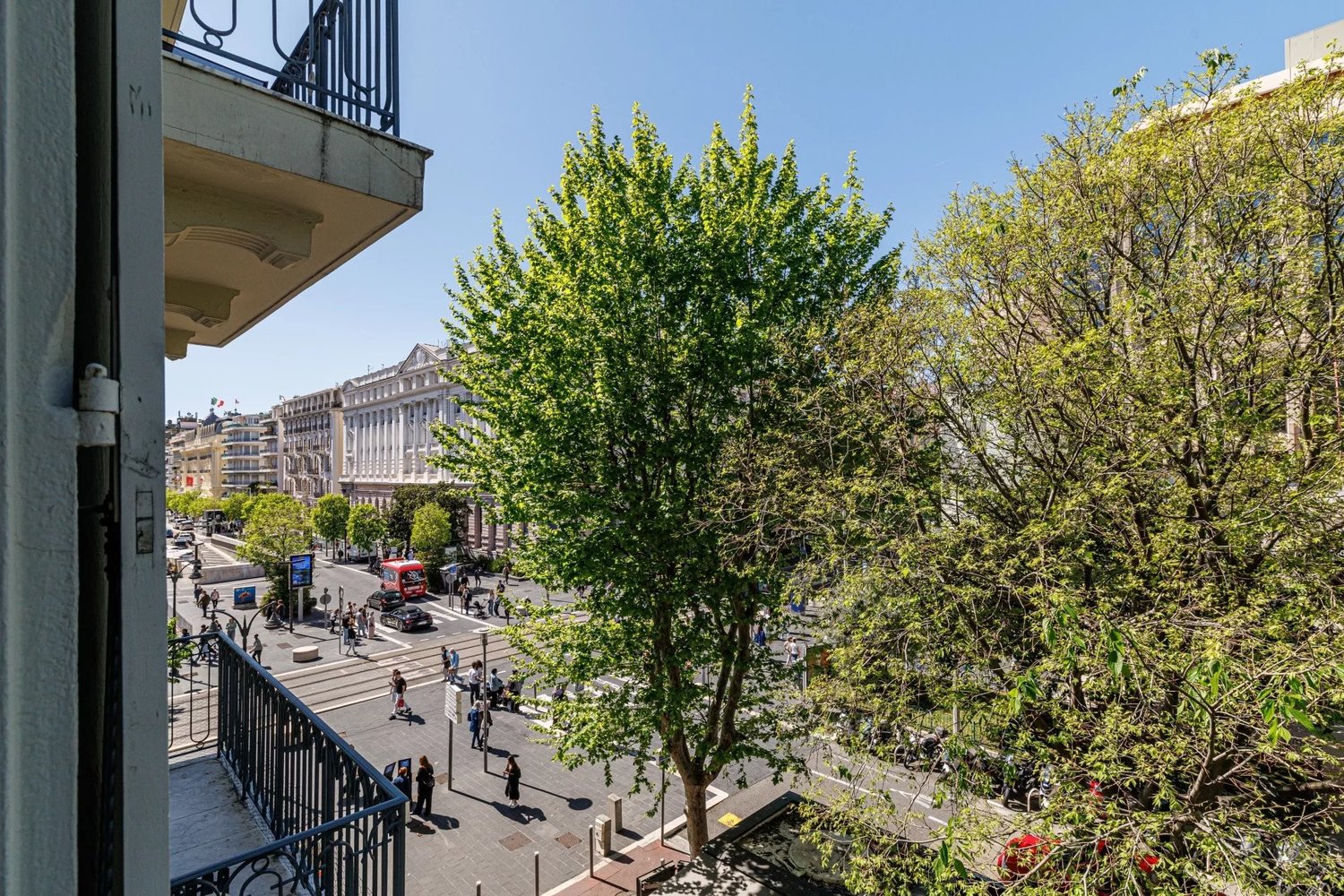 Property photo in Carre d'Argent