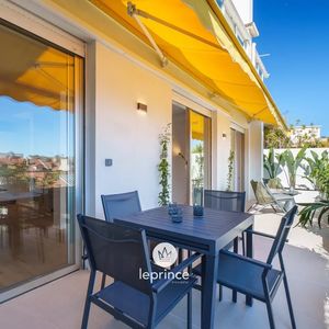 Property in Carre d'Argent