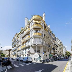 Property in Carre d'Argent