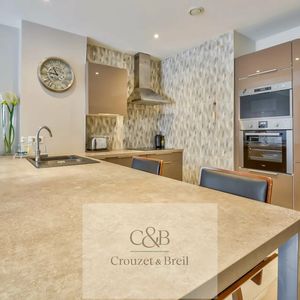 Property in Carre d'Argent