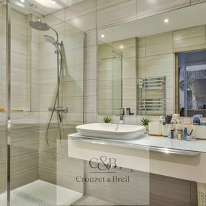 Property in Carre d'Argent