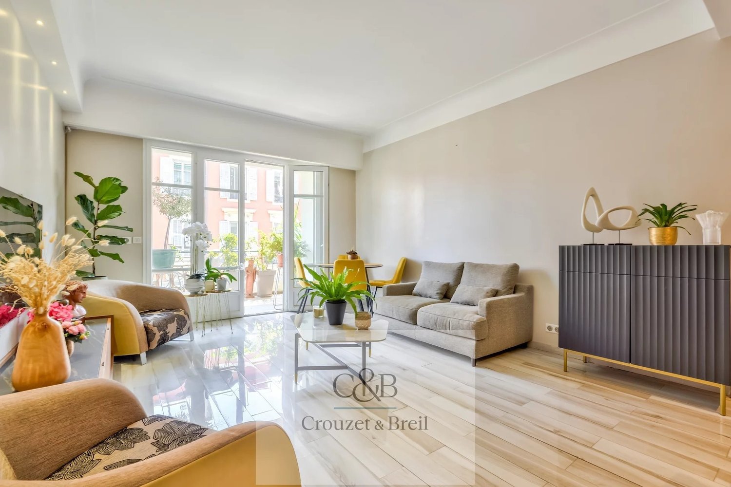 Property photo in Carre d'Argent