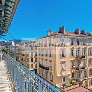 Property in Carre d'Argent