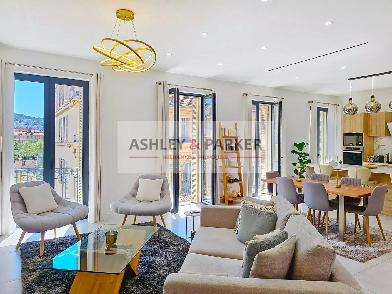 Property photo in Carre d'Argent