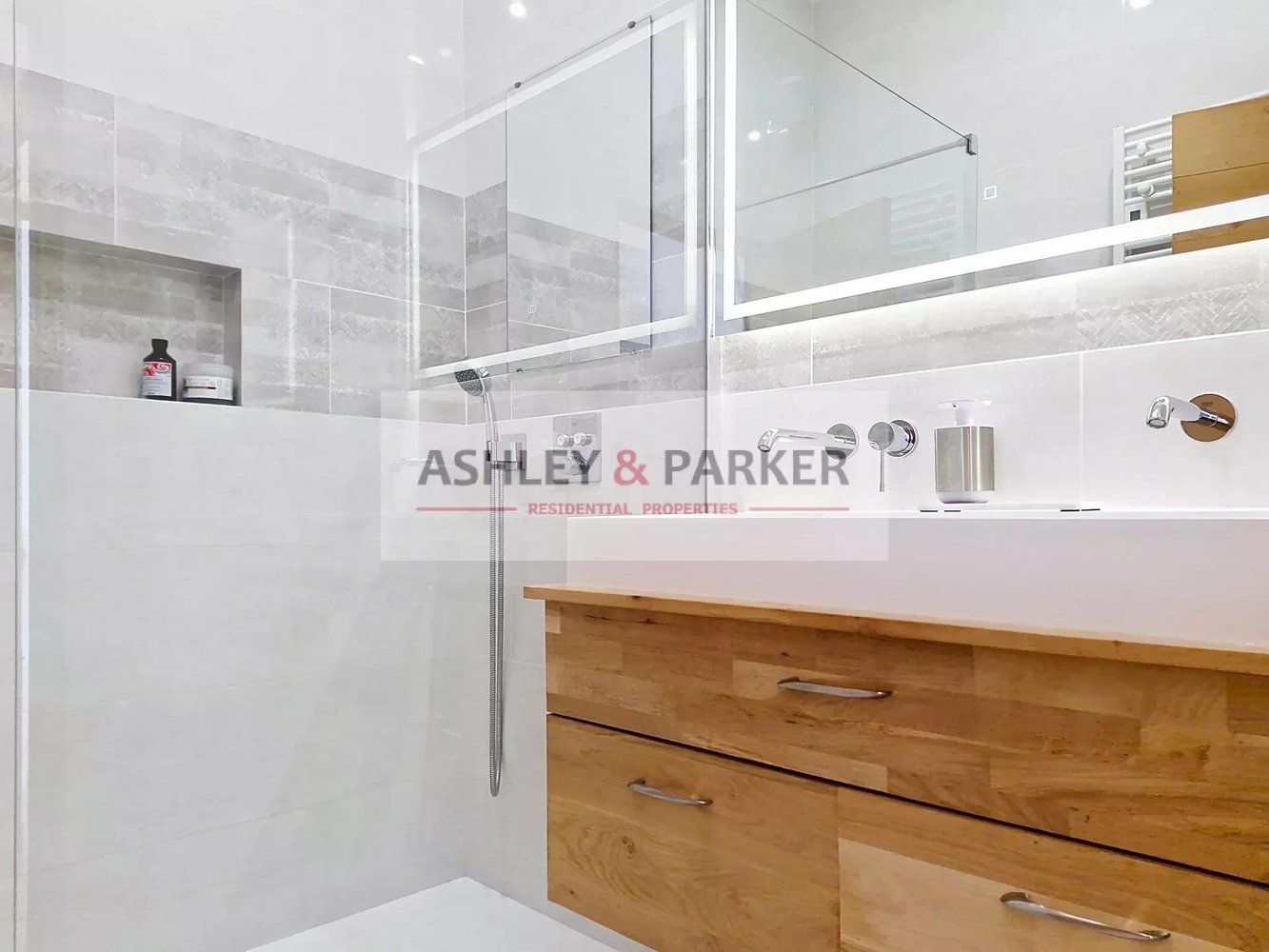 Property photo in Carre d'Argent