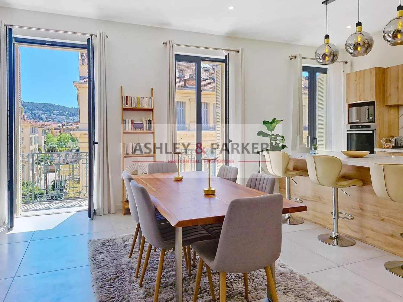 Property photo in Carre d'Argent