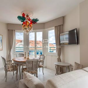 Property in Carre d'Or