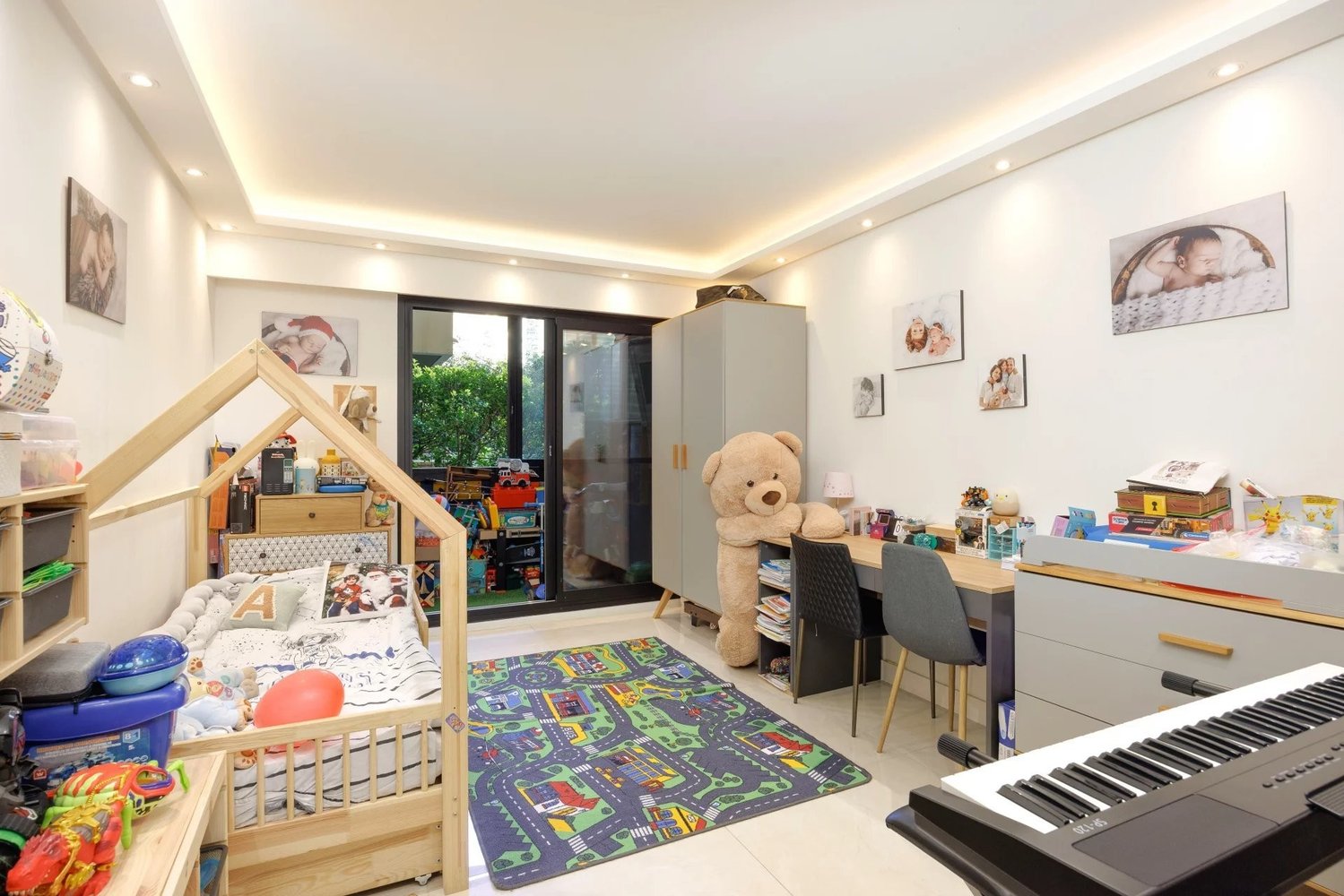 Property photo in Carre d'Or