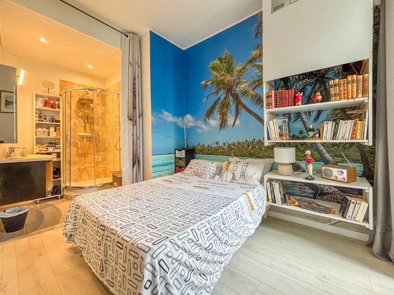 Property photo in Carre d'Or