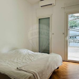 Property in Carre d'Or