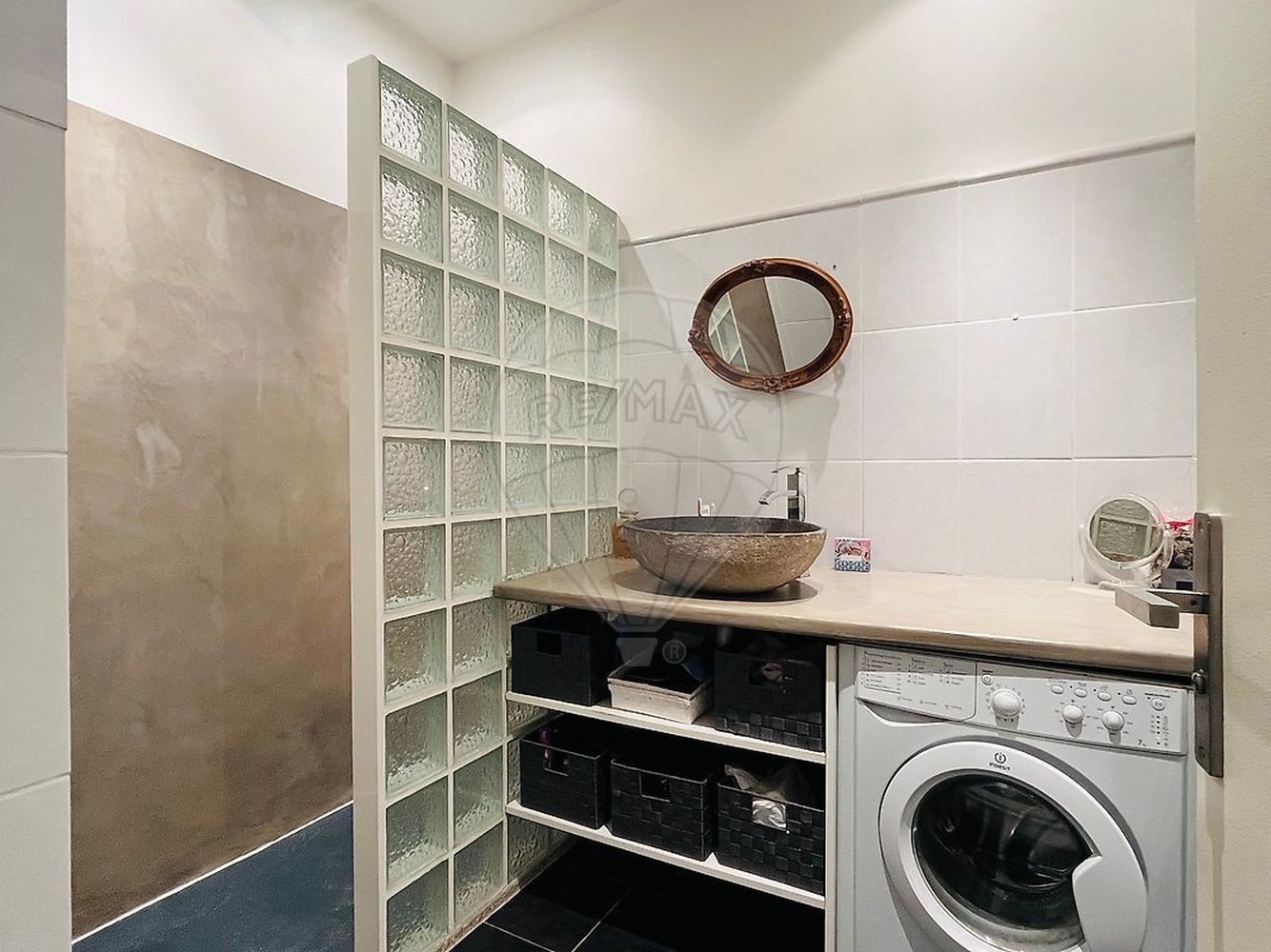 Property photo in Carre d'Or