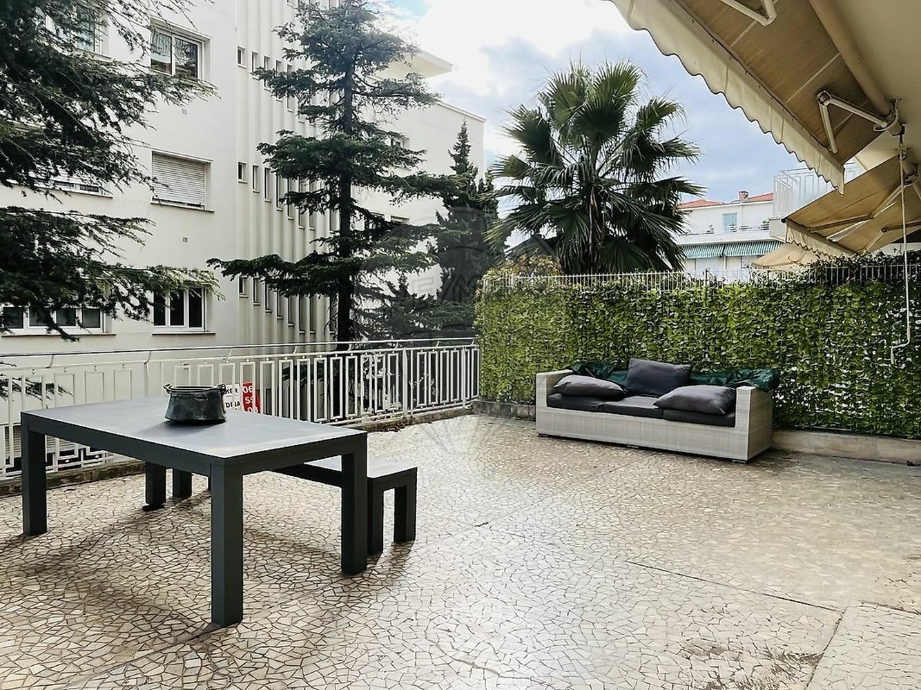 Property photo in Carre d'Or