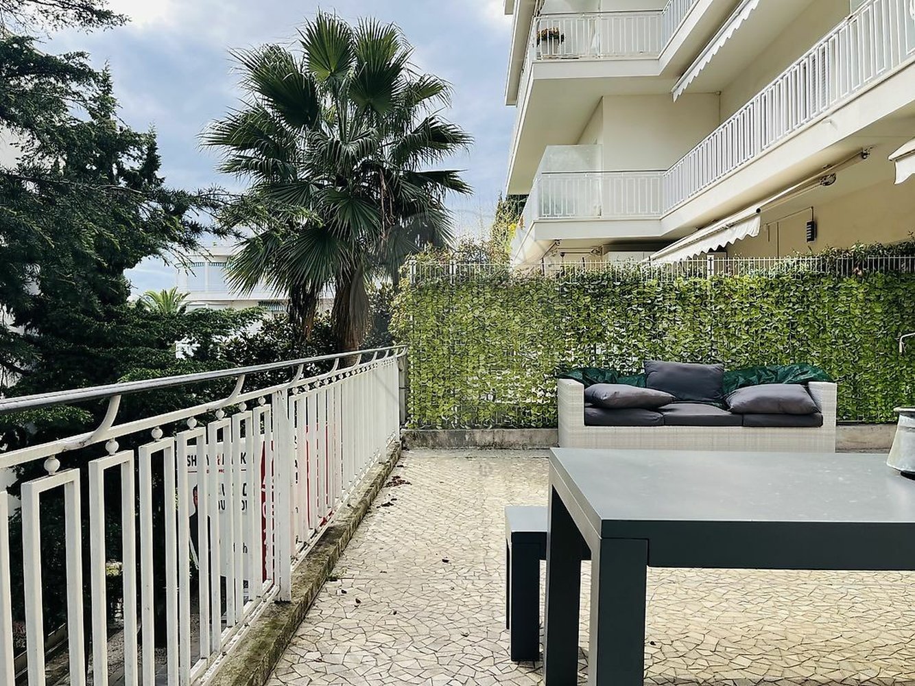 Property photo in Carre d'Or