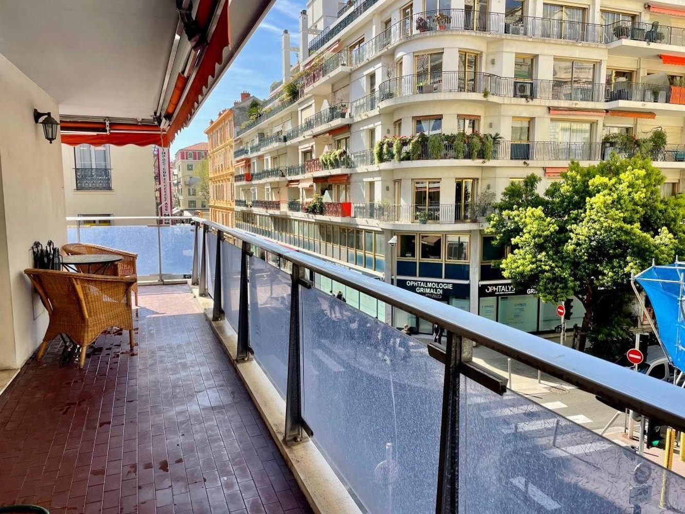 Property photo in Carre d'Or