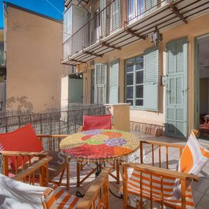 Property in Carre d'Or