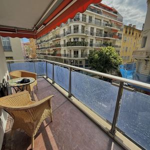 Property in Carre d'Or