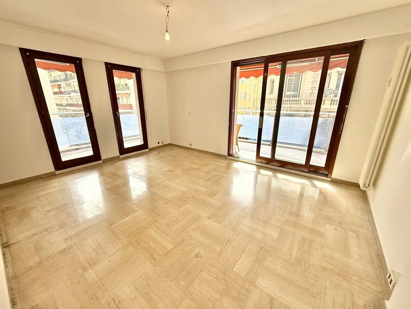 Property photo in Carre d'Or