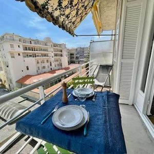 Property in Carre d'Or