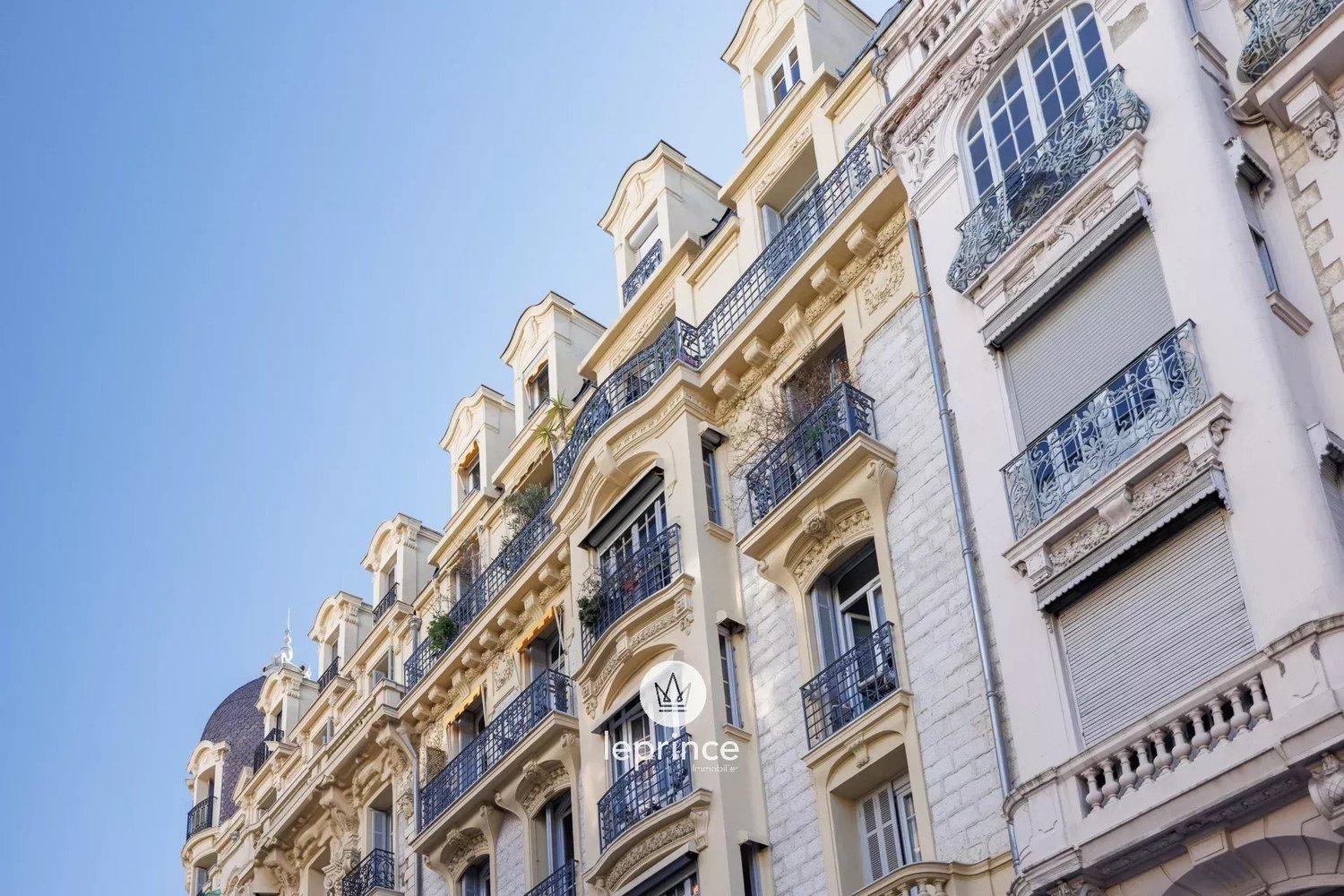 Property photo in Carre d'Or