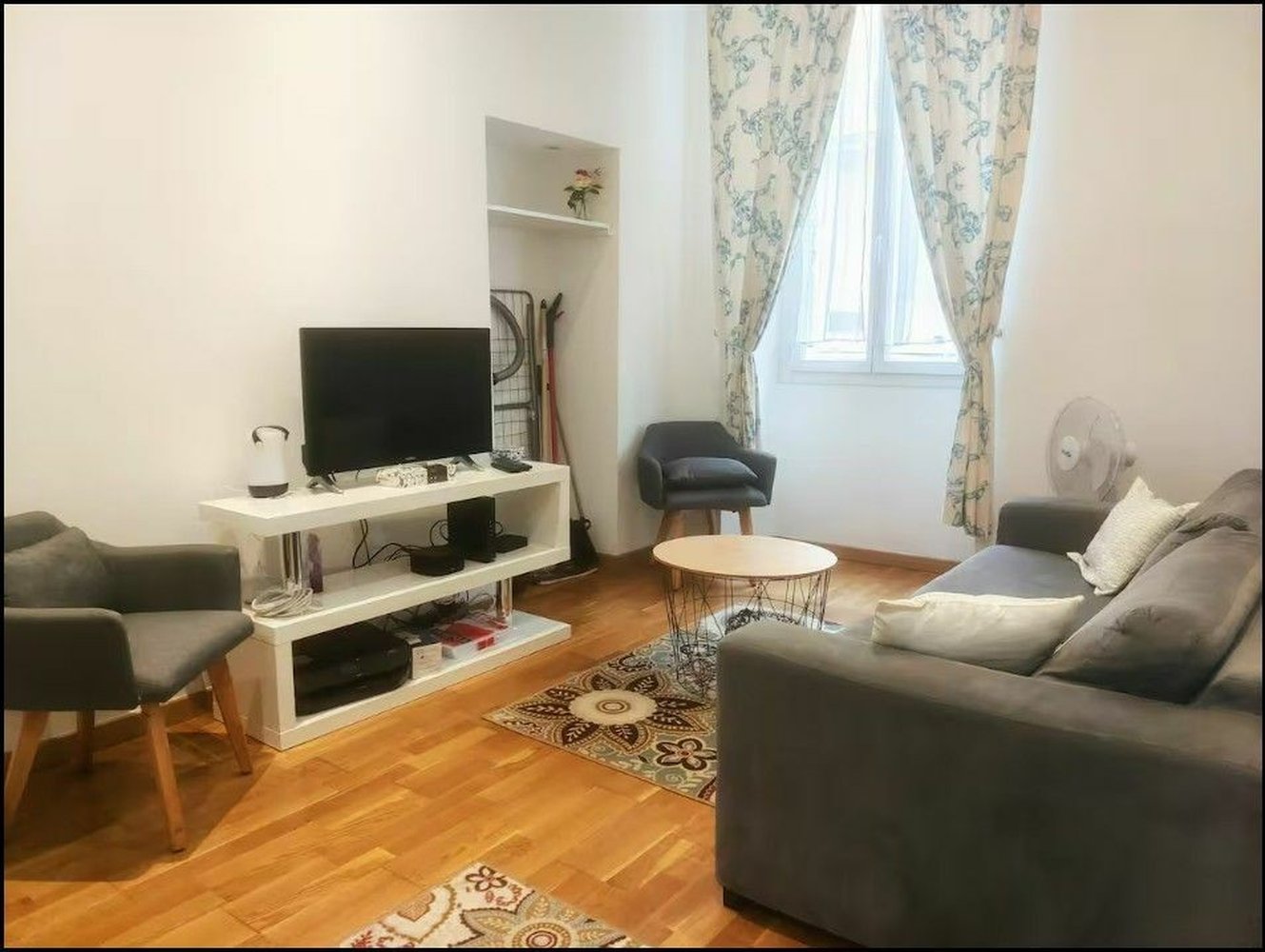 Property photo in Carre d'Or