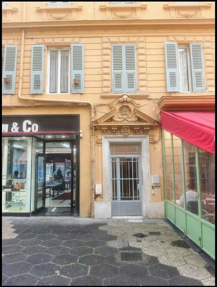 Property photo in Carre d'Or