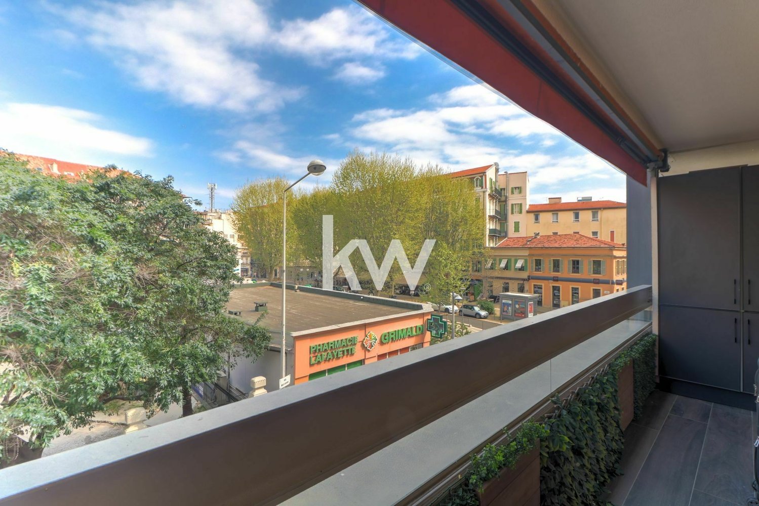 Property photo in Carre d'Or