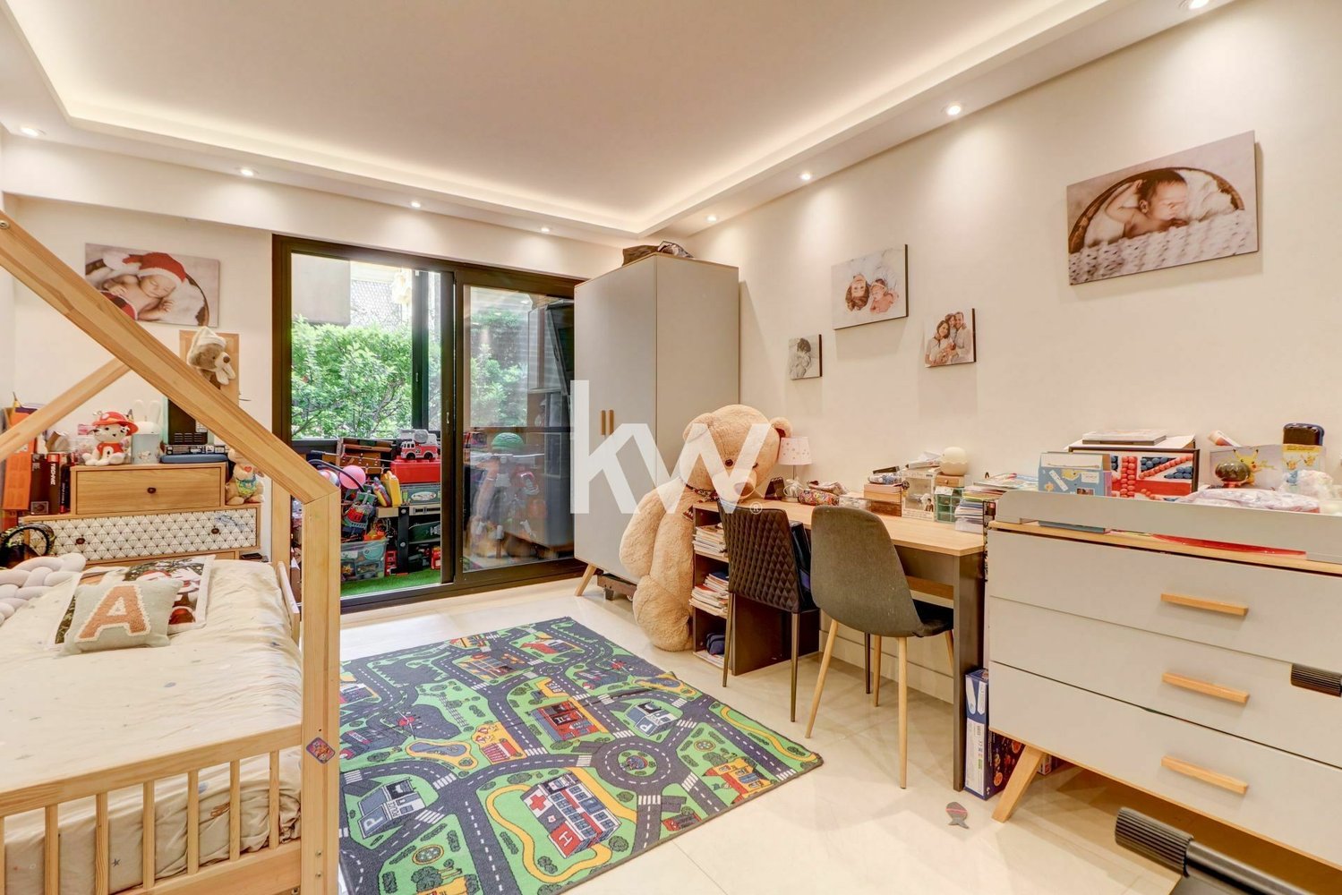 Property photo in Carre d'Or