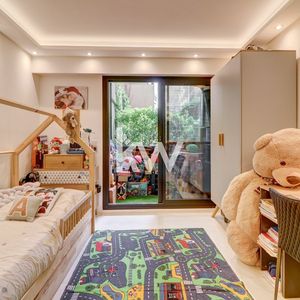 Property in Carre d'Or