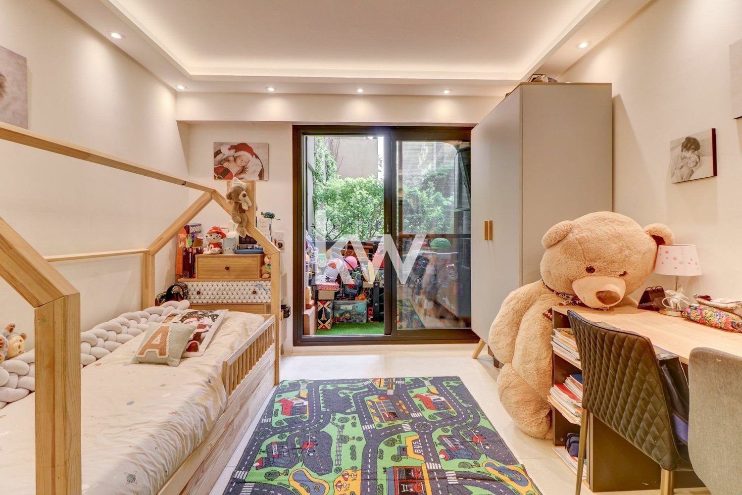 Property photo in Carre d'Or