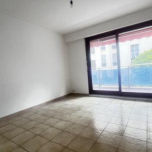 Property in Carre d'Or