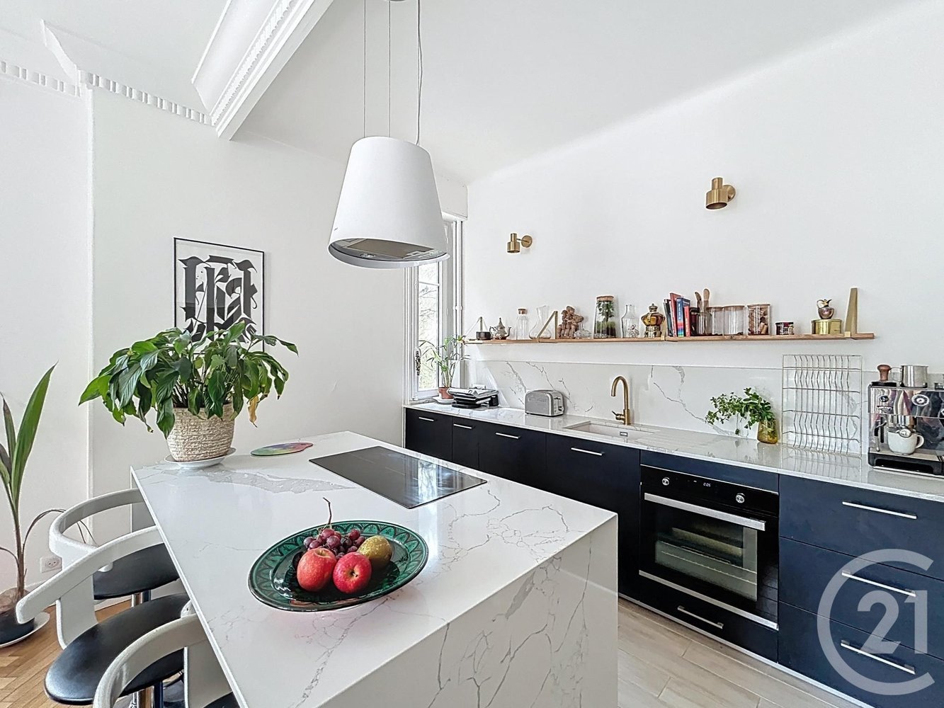 Property photo in Carre d'Or