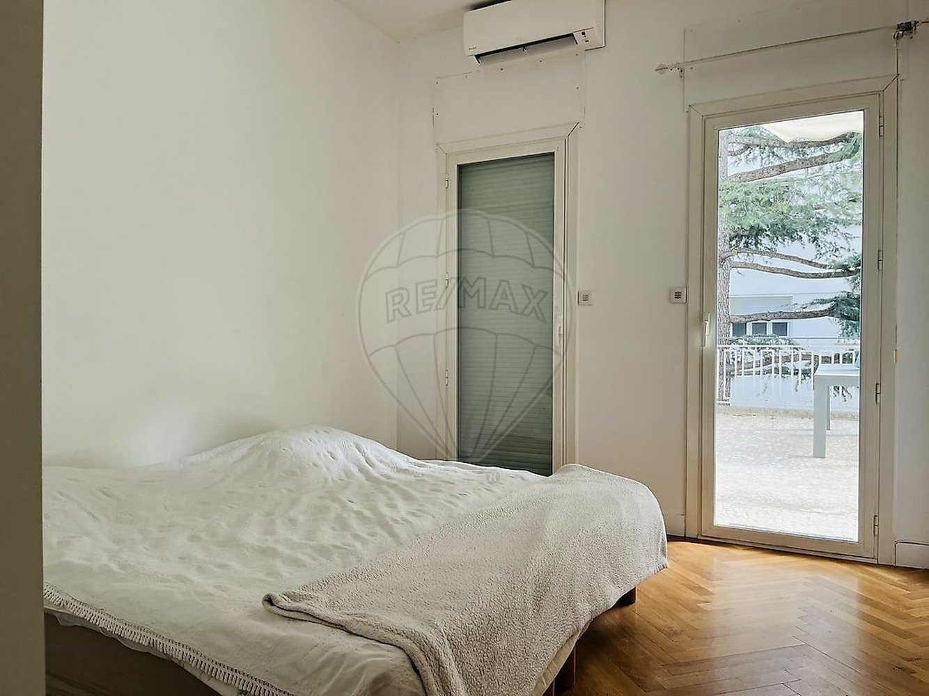 Property photo in Carre d'Or