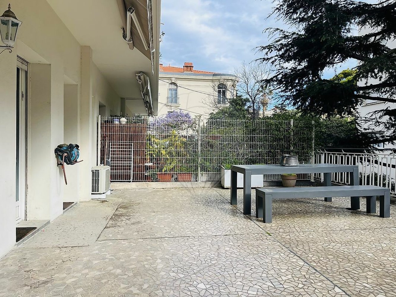 Property photo in Carre d'Or