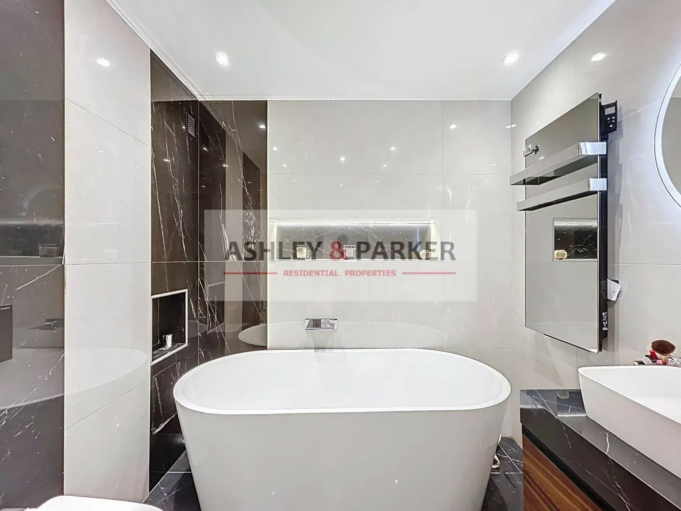 Property photo in Carre d'Or