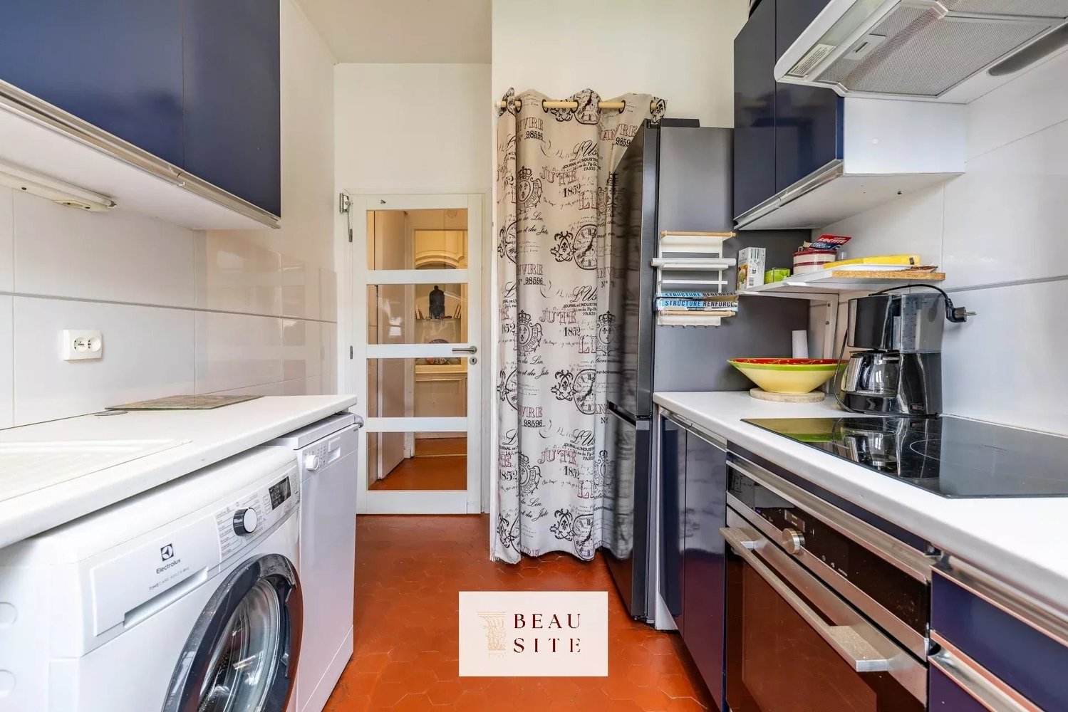 Property photo in Carre d'Or