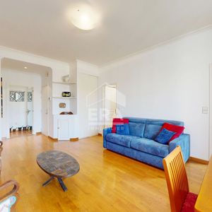 Property in Carre d'Or