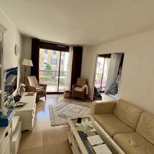 Property in Carre d'Or